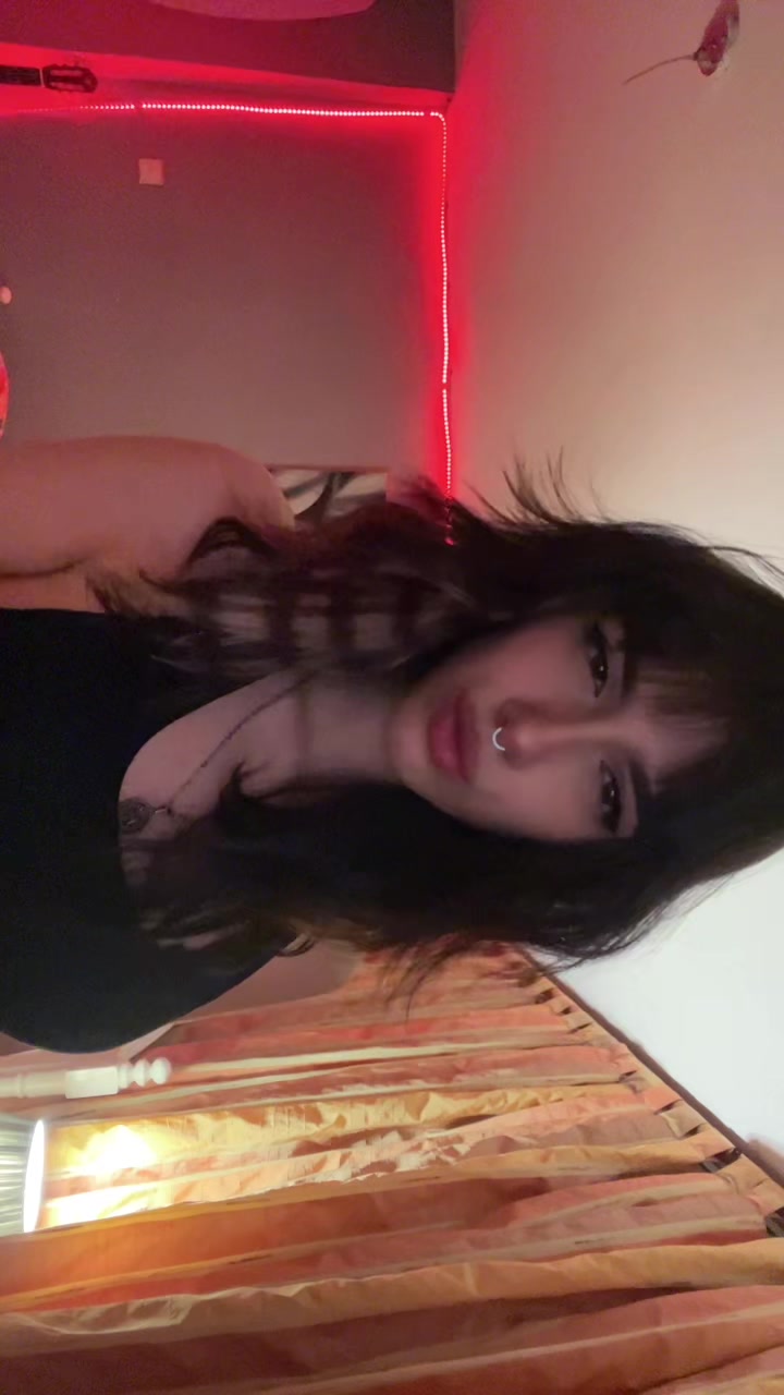 @نوژآ