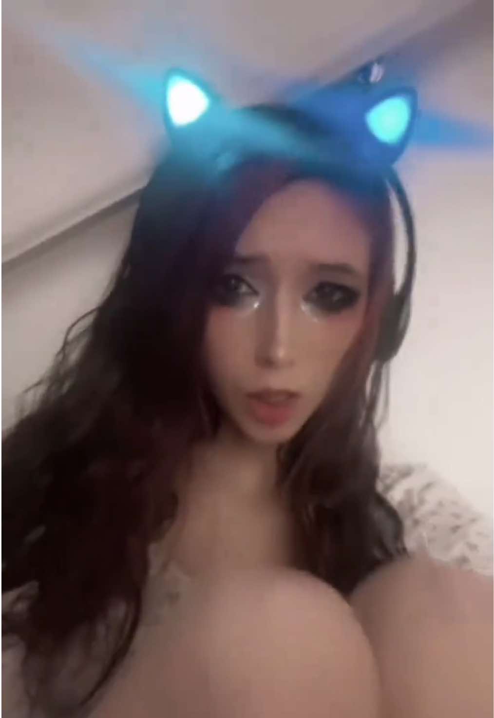 @Zoe Little 🤍ྀི🪽 ⋆✴︎˚｡⋆
