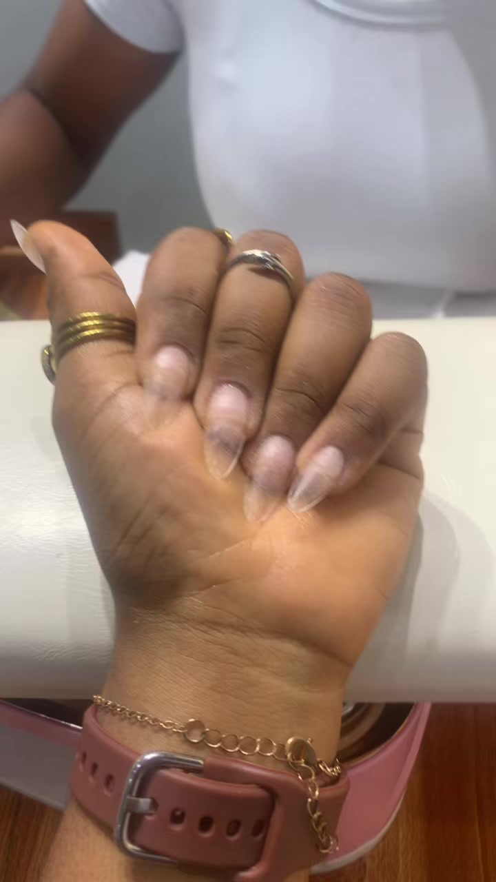 @Becky🌸