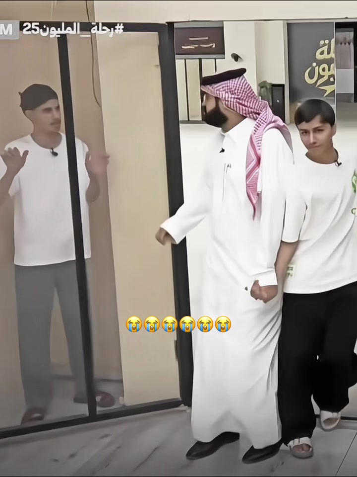 @ุฑุฌู ๐ธ๐ฆ