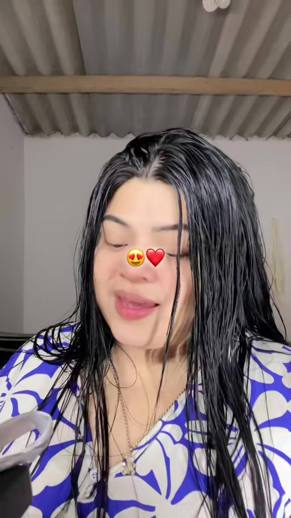 @Elenabrachocambar