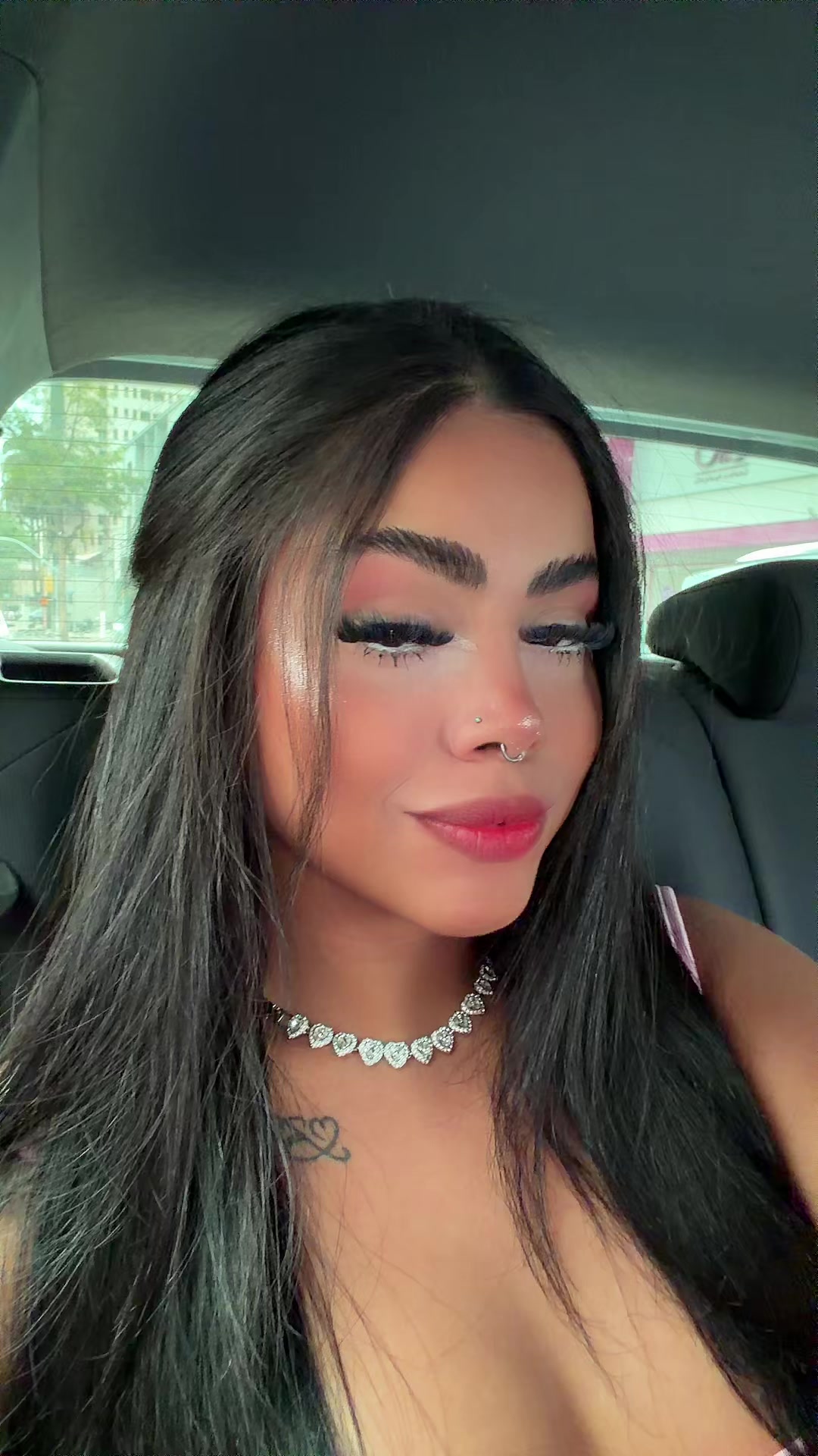 @indiaazinha083