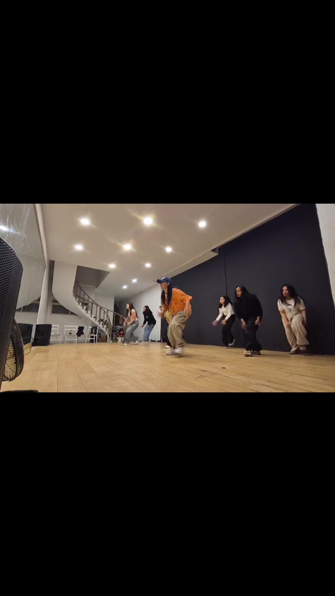 @vay_dance