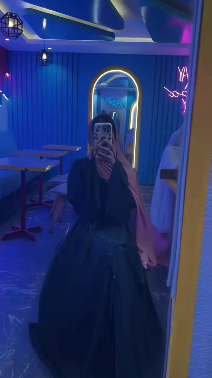 @♡ ᗷ.ᗯ.ᗰ ♡