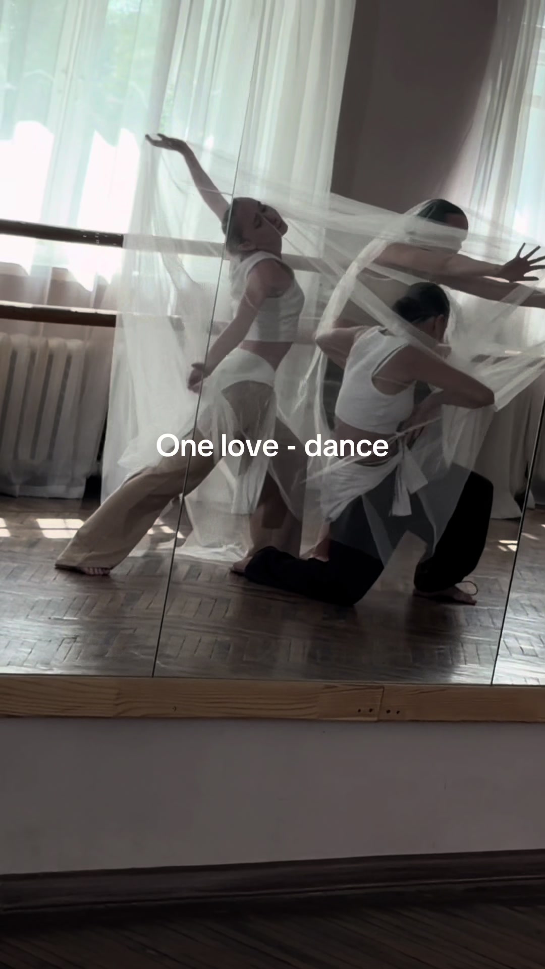 @di | dance | kms | girlyhiphop