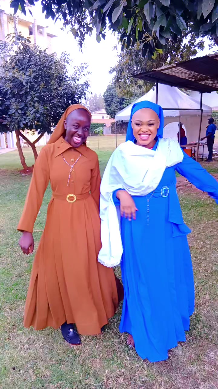 @Qùeendom