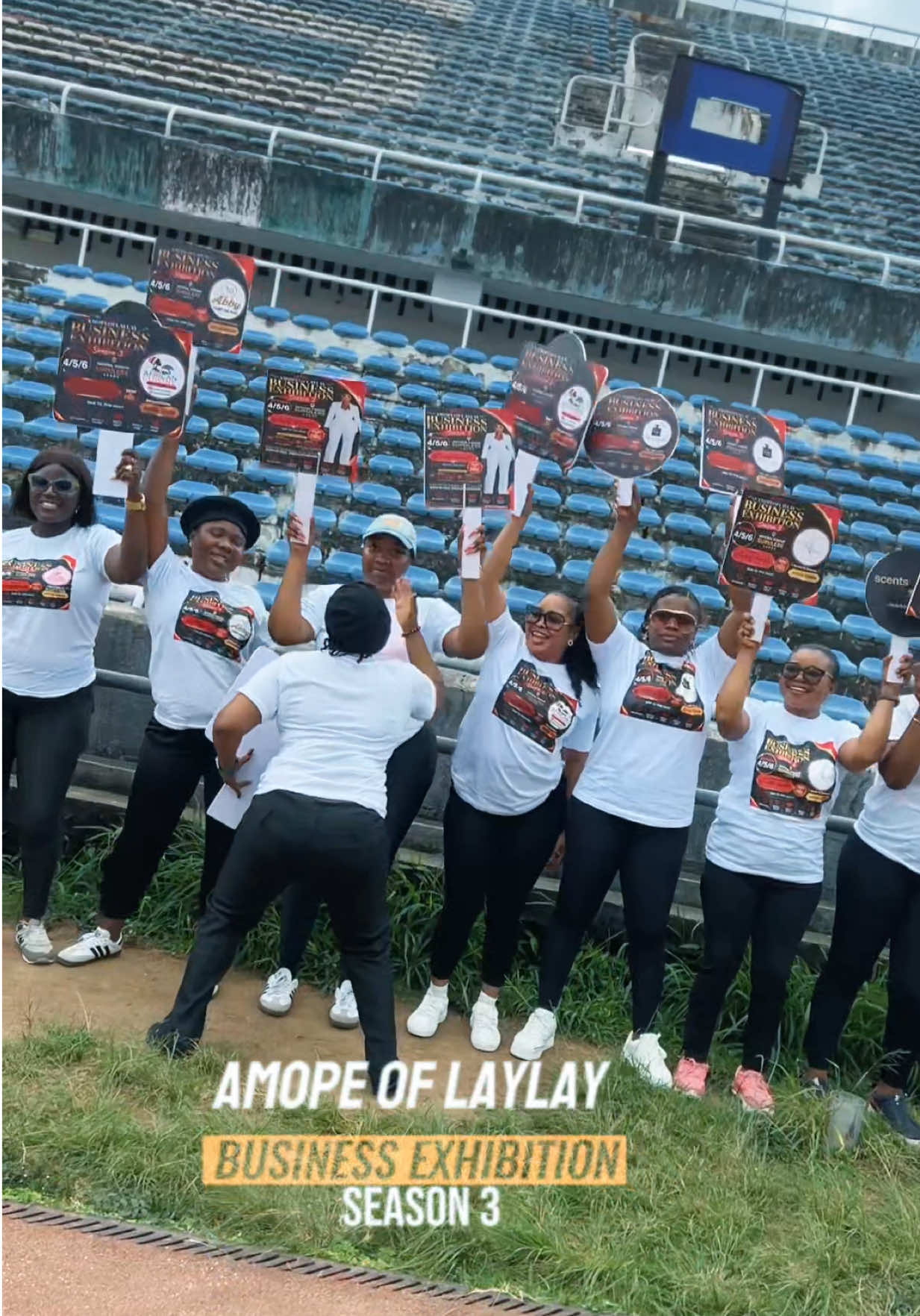 @Amope of lay lay📌