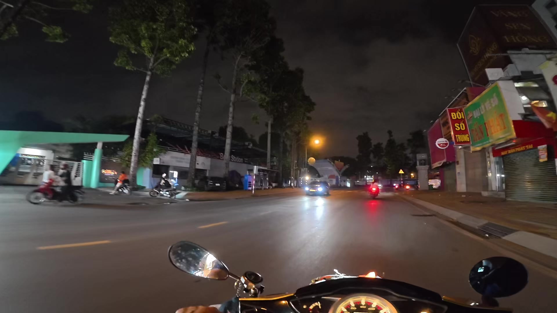 @Long Quận 9