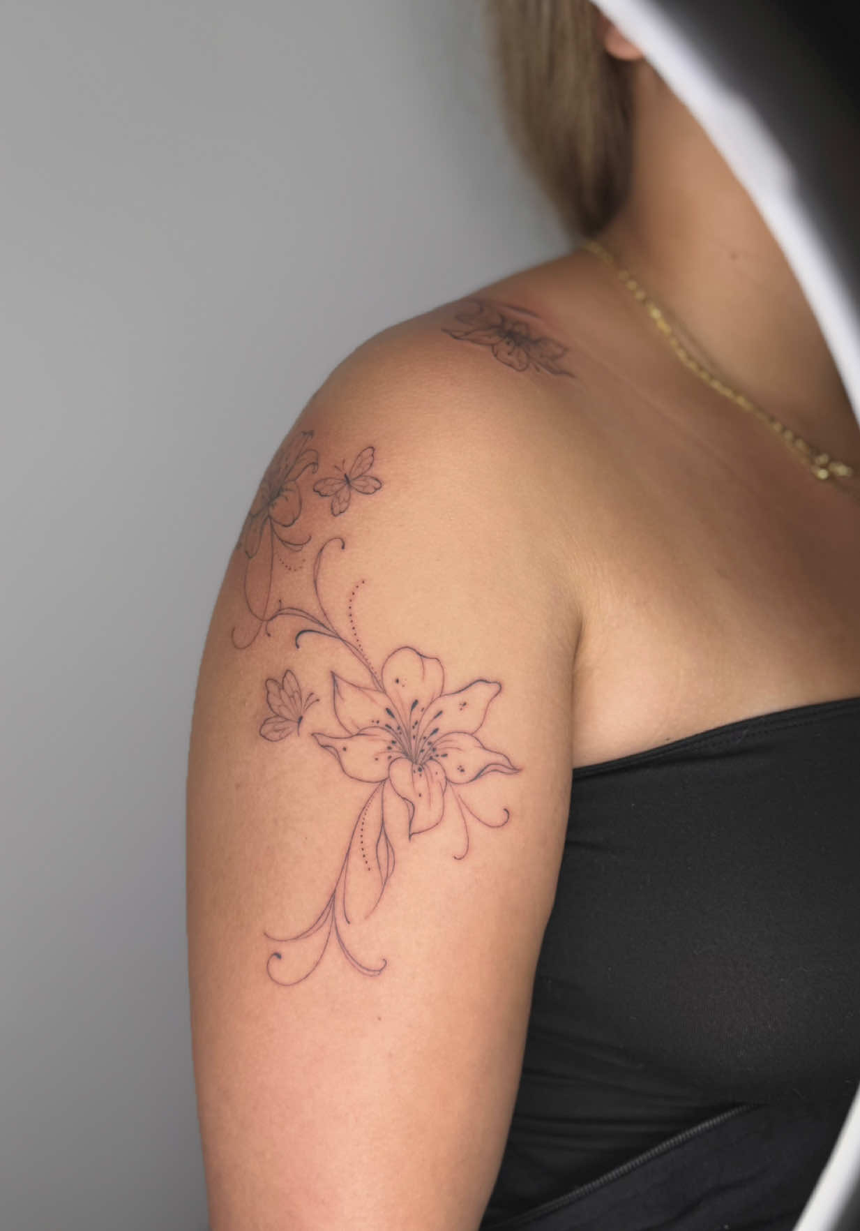 @myah | fine line tattoo artist