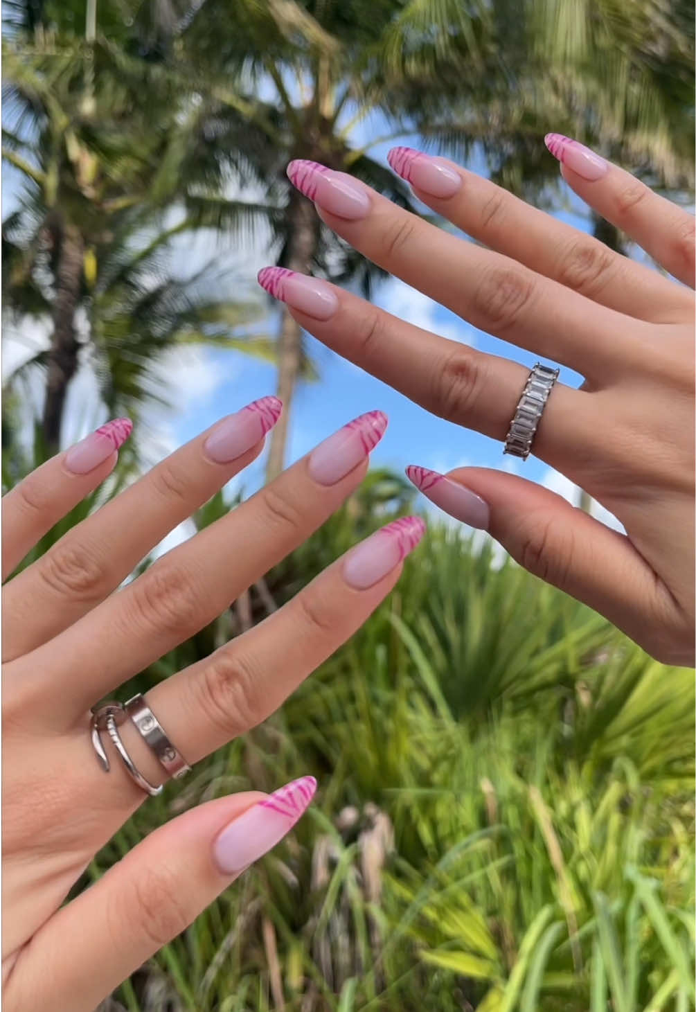 @Alison | @nailsbyalsn