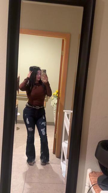 @Angelina🎀