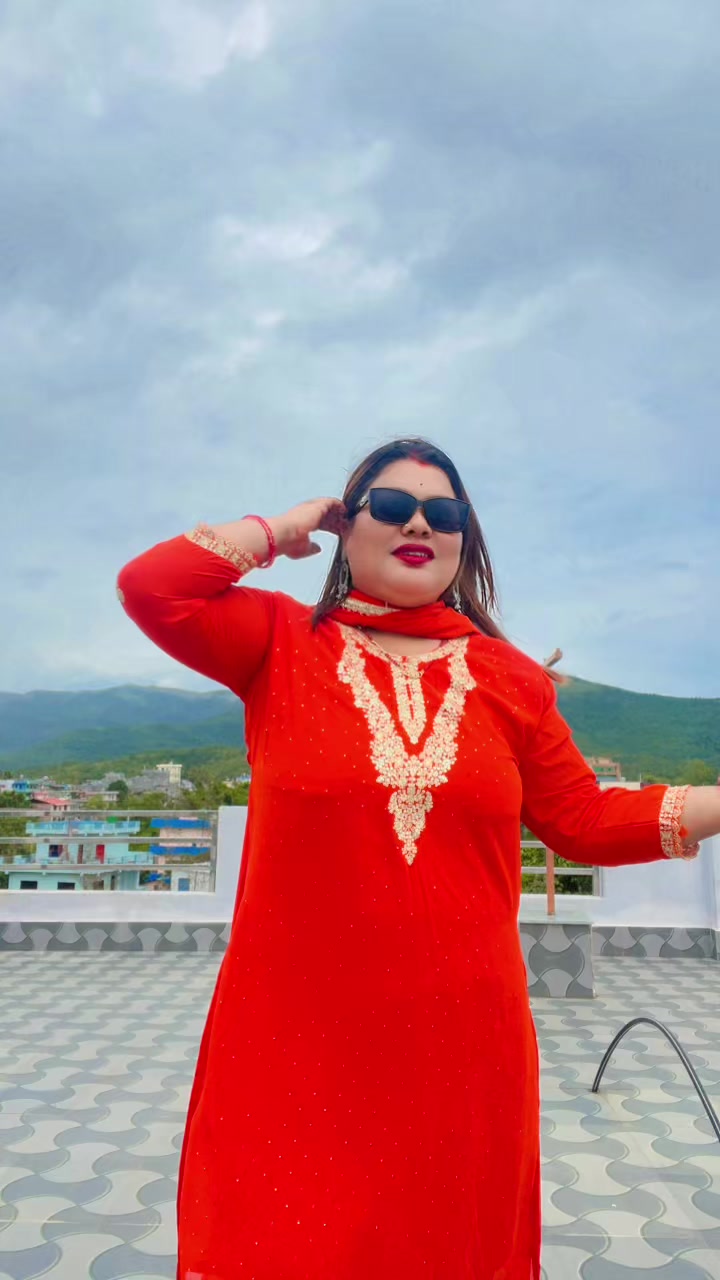@राधा सेन ठकुरि 🧿🫶
