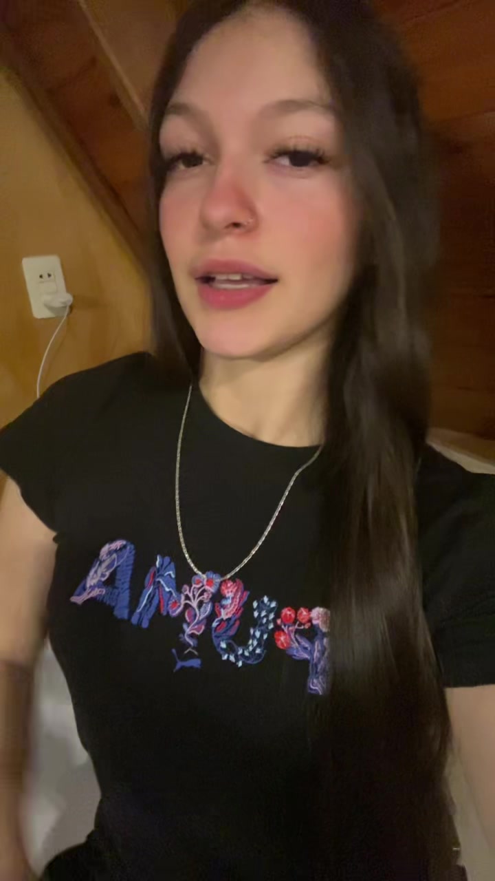 @𝒪𝓇𝓉𝒾𝓏