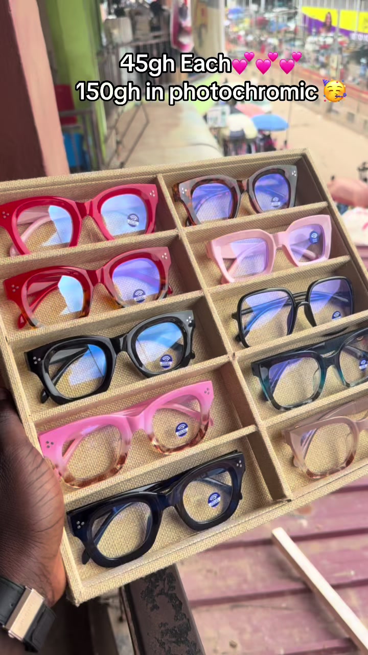 @THE BLINKS FRAMES 🤓