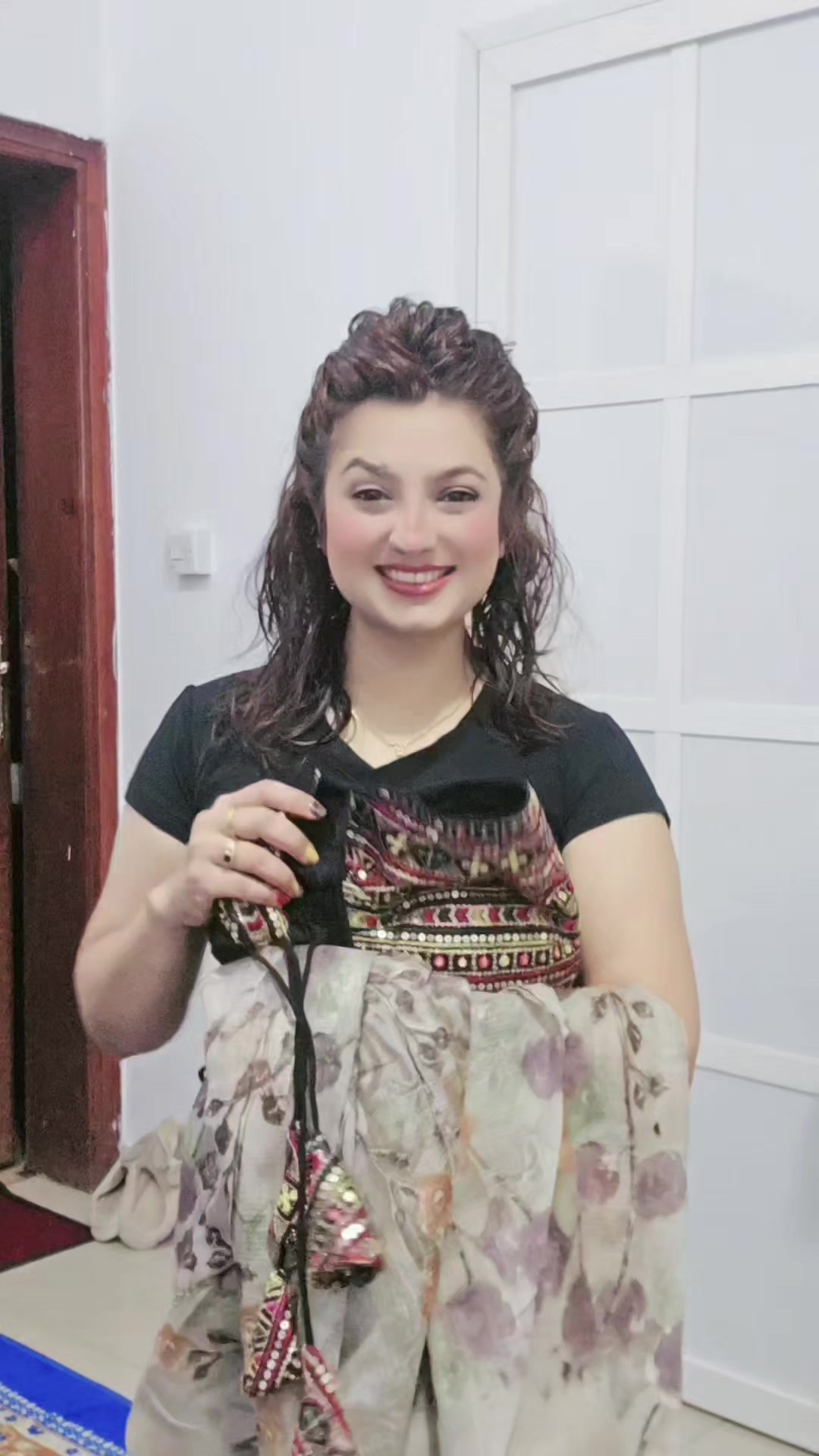 @Sri-za-na🦋सृजाना