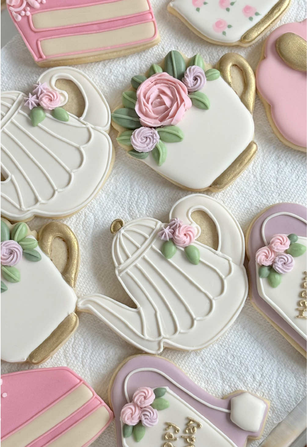 @Charlie’s Cookie Factory