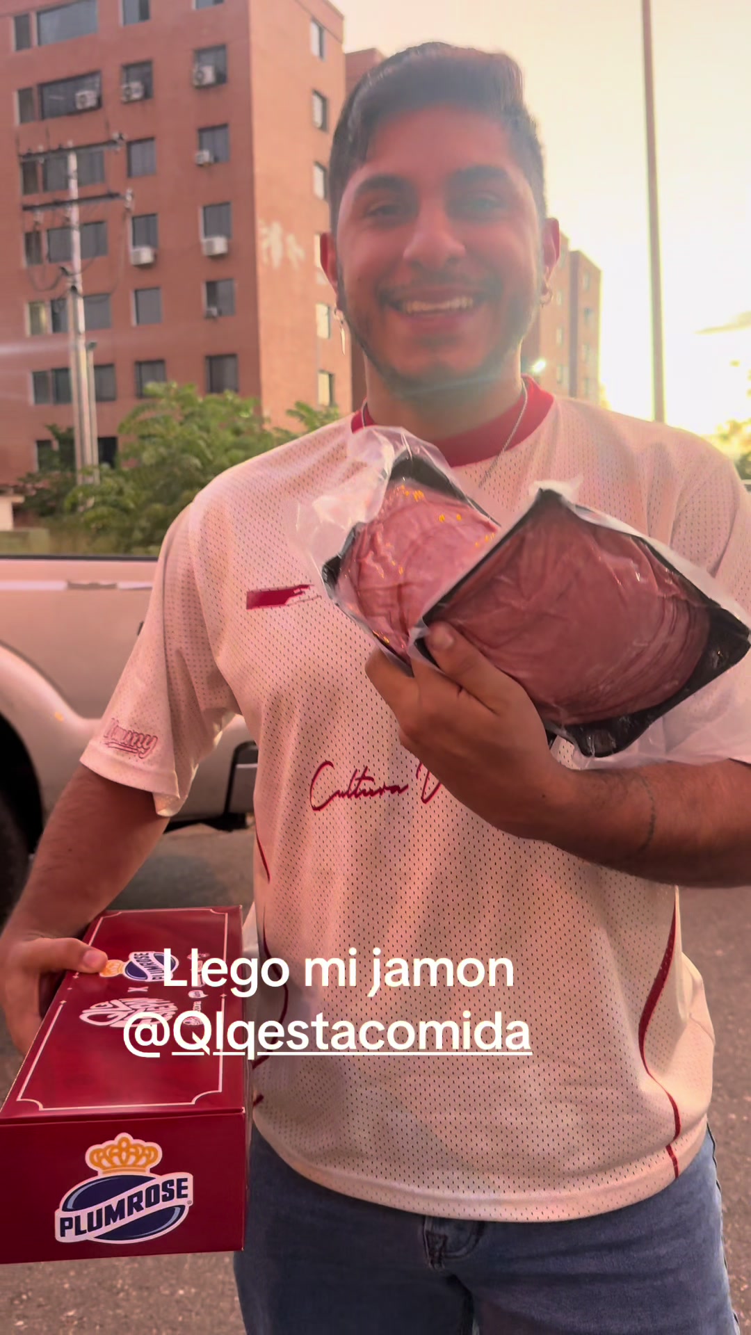@Creador de Contenido • UGC