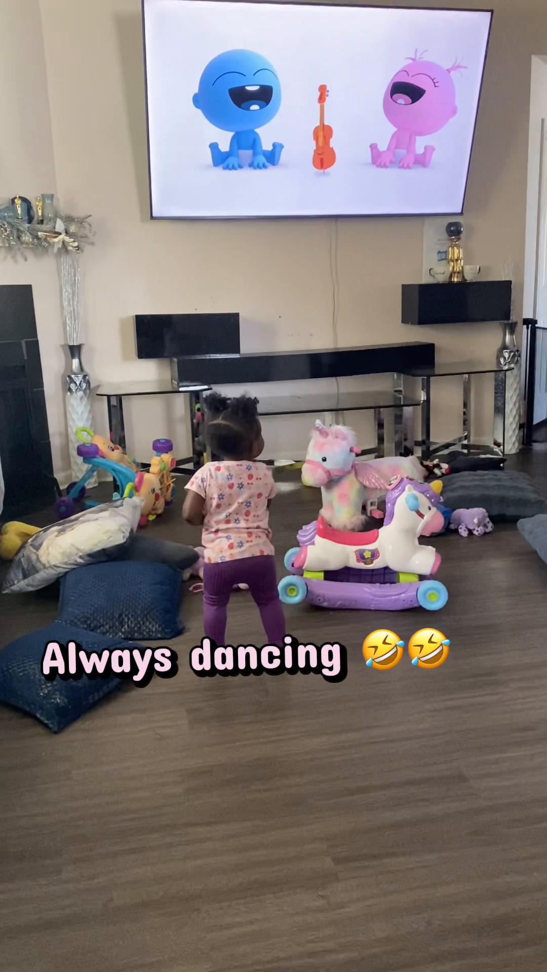@twintasticpartyofsix