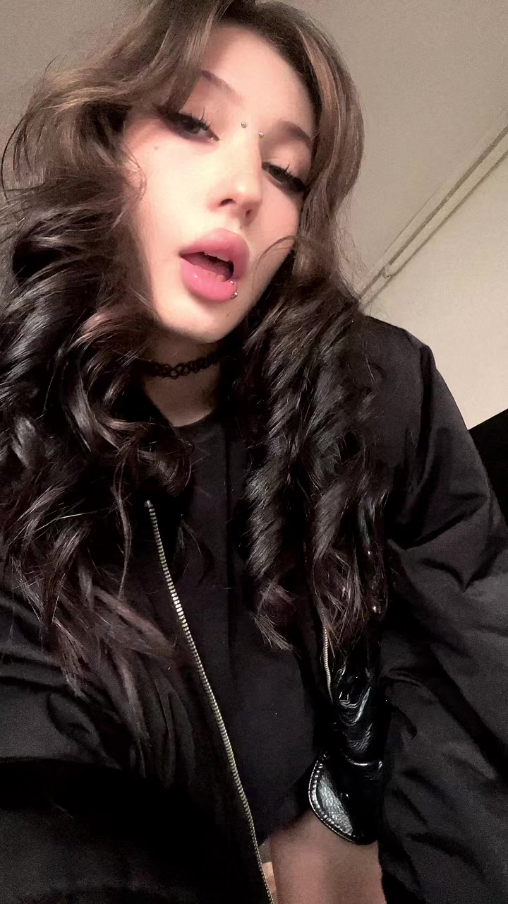 @Саш🐈&zwj;⬛