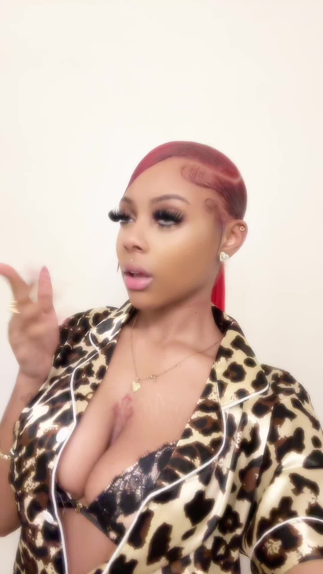 @KhiaaSonaè🎀.