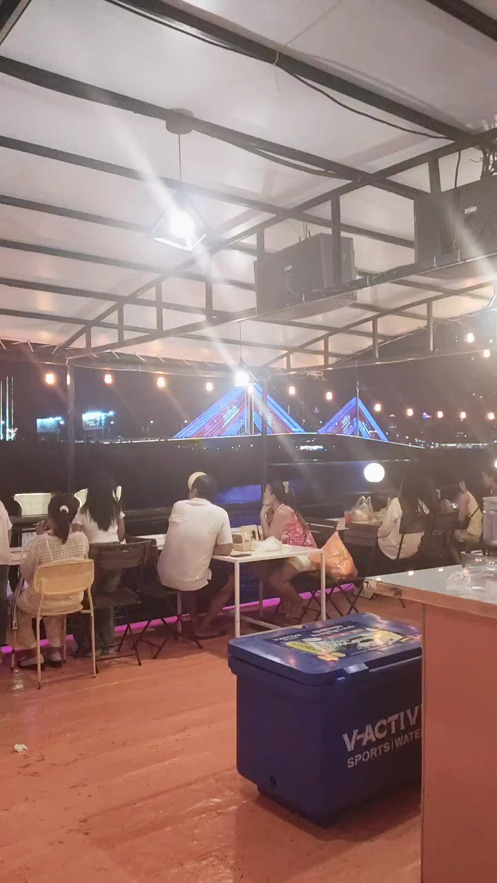 @ស្រីមុំ