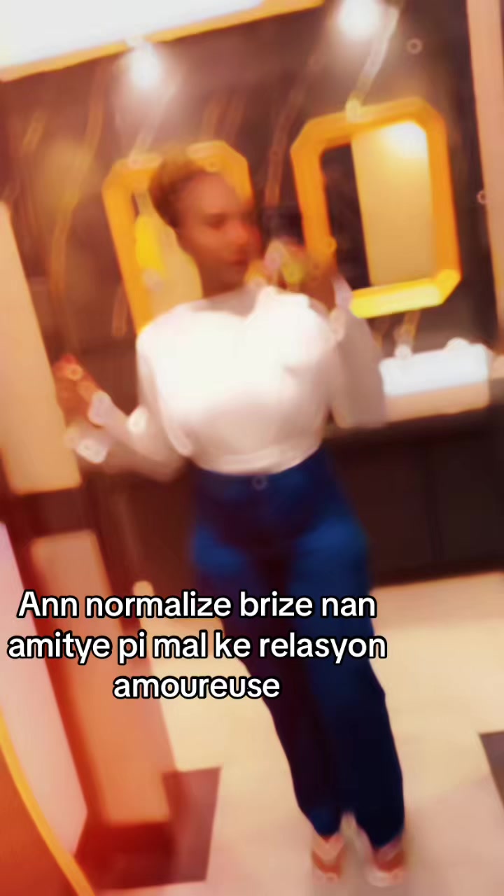@🦋D&rsquo;jenn🦋