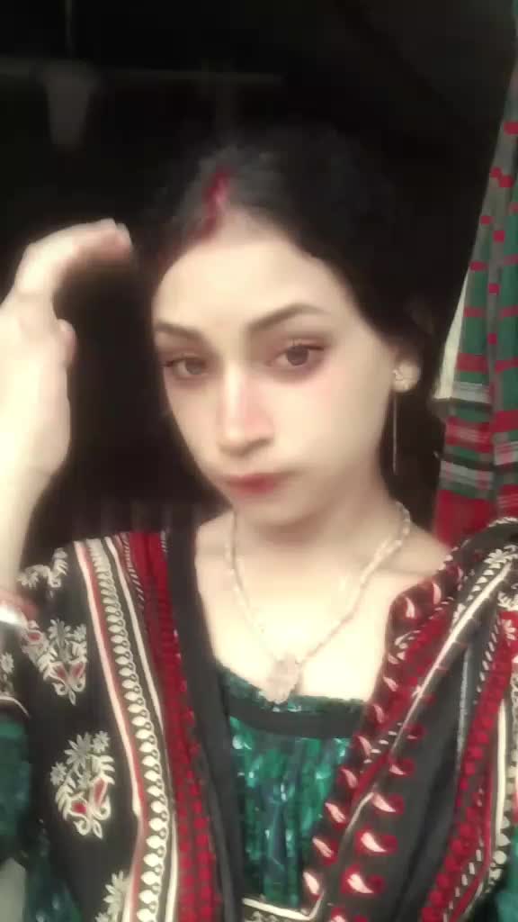 @💗👀🕊️ Uttomer pakhi🕊️💝✨