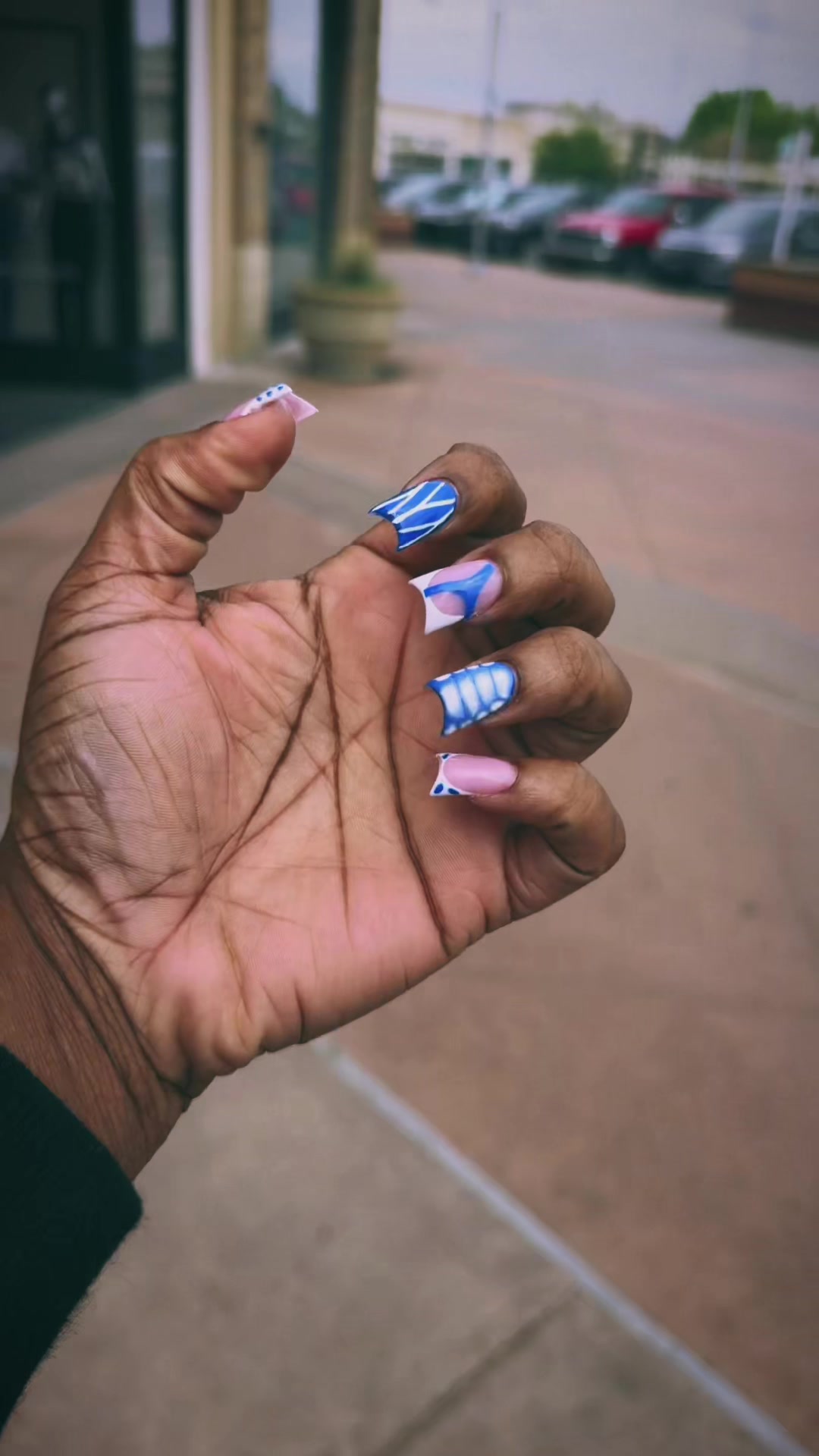 @GWAE
