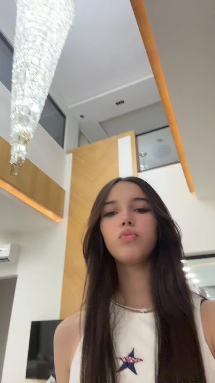 @𝘁𝗮𝗻𝗮𝘇