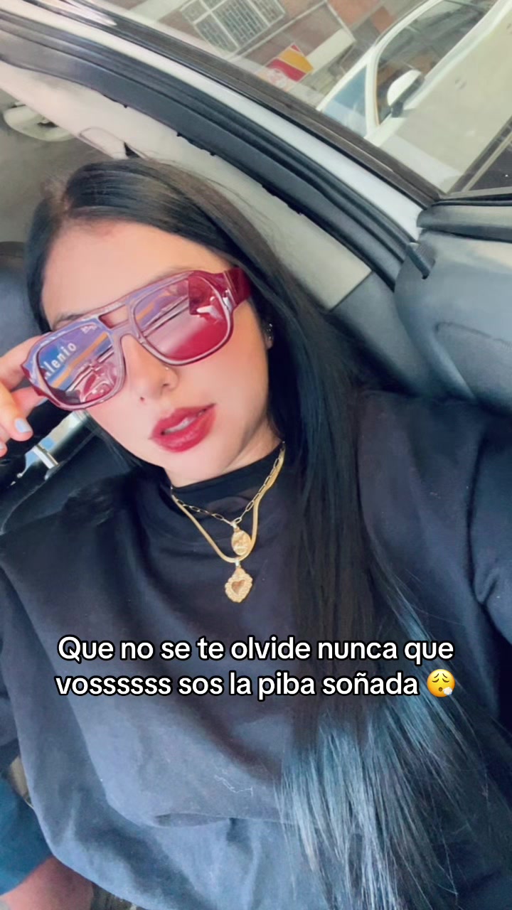@Paola Cediel