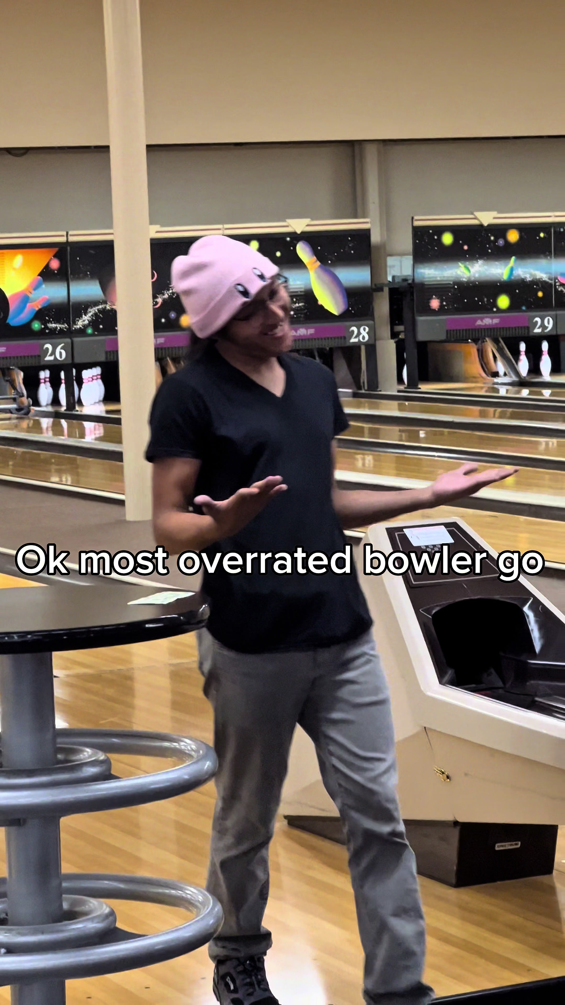 @Bowlinghateslefties