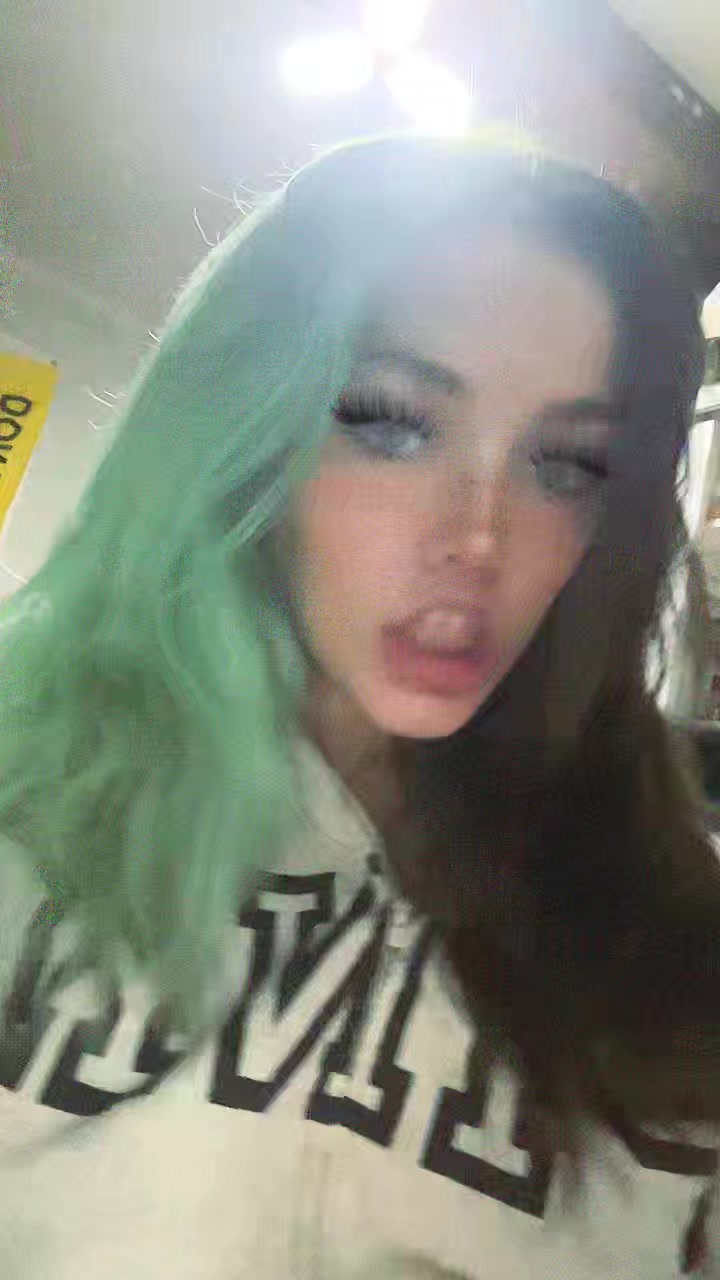 @victoriahyde_23