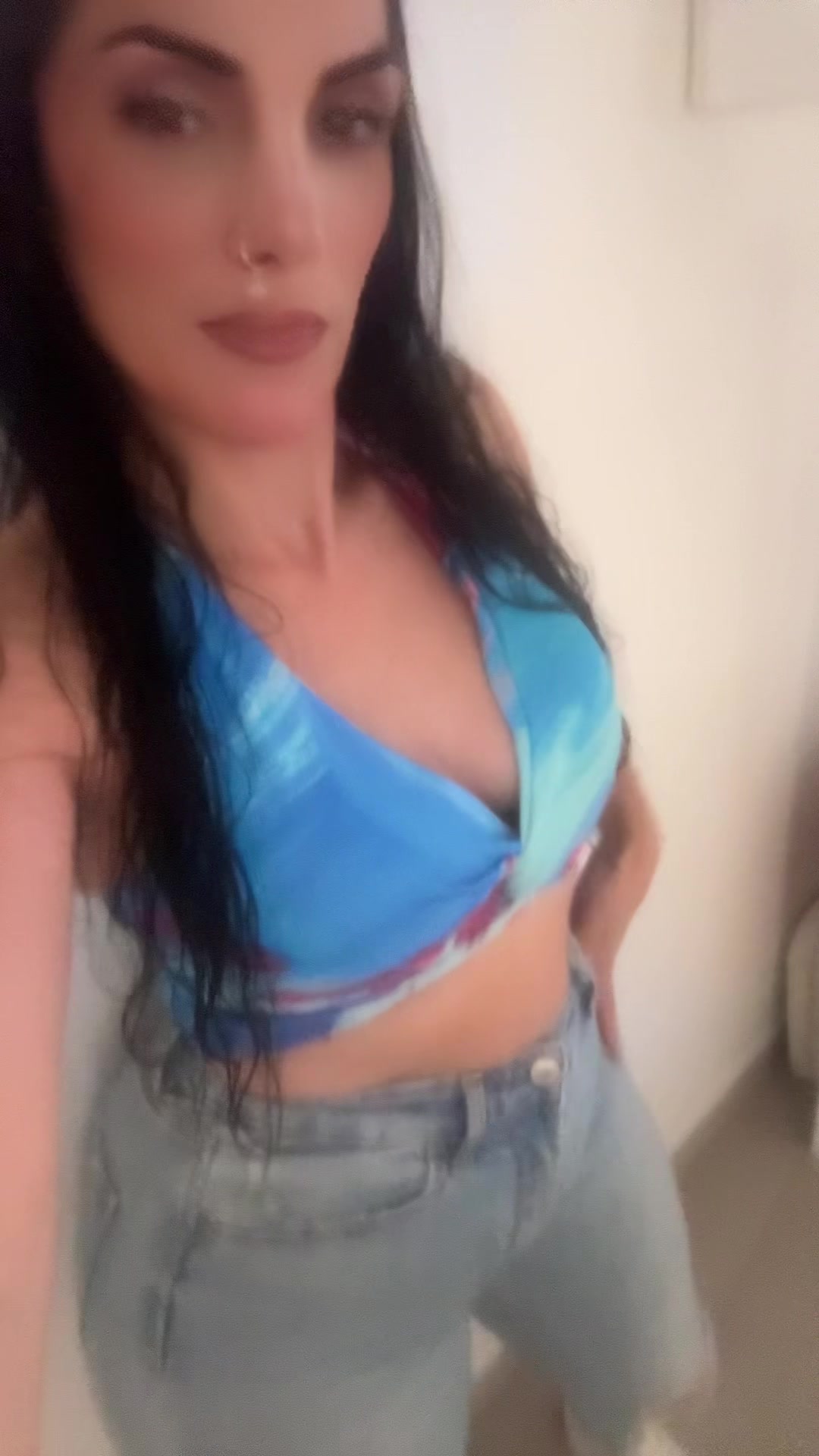 @Oficial misteriosa Eli