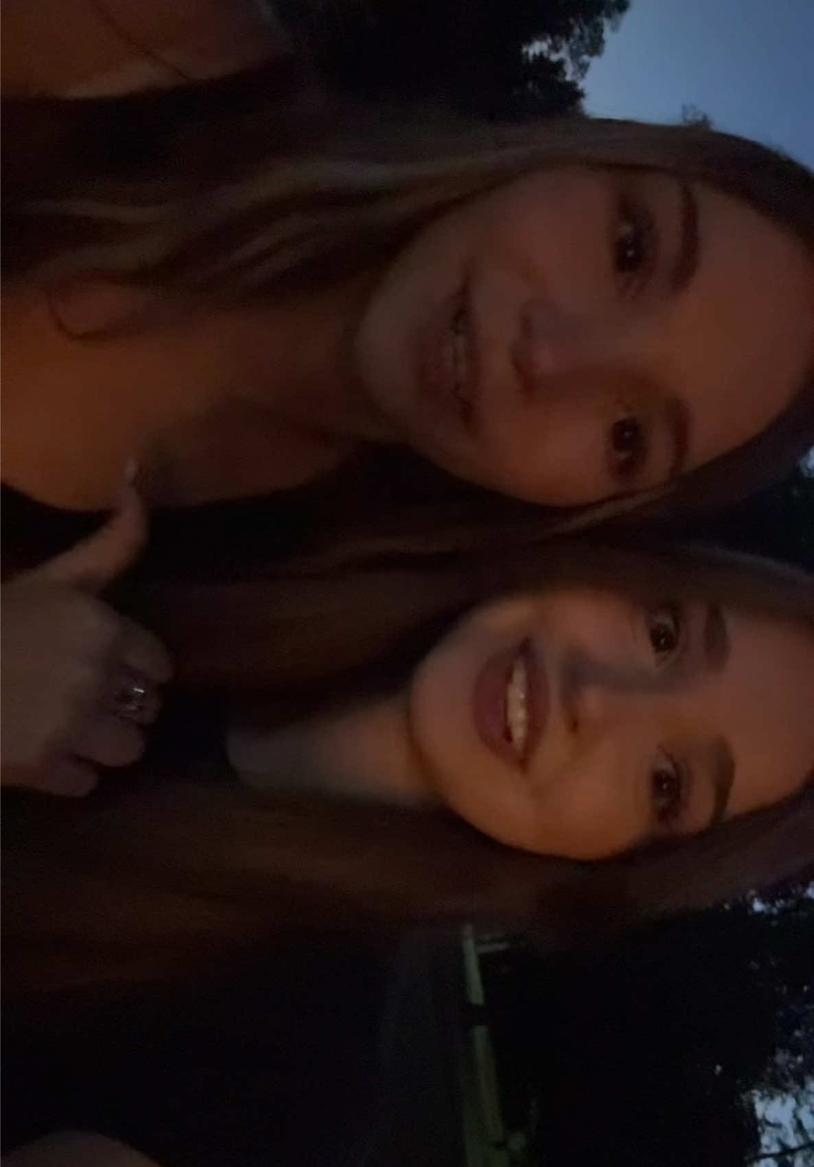 @лиза