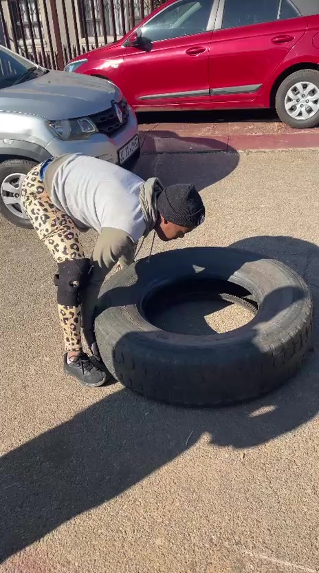 @anushkacandy