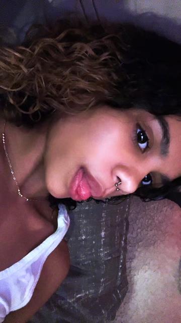 @curleelee