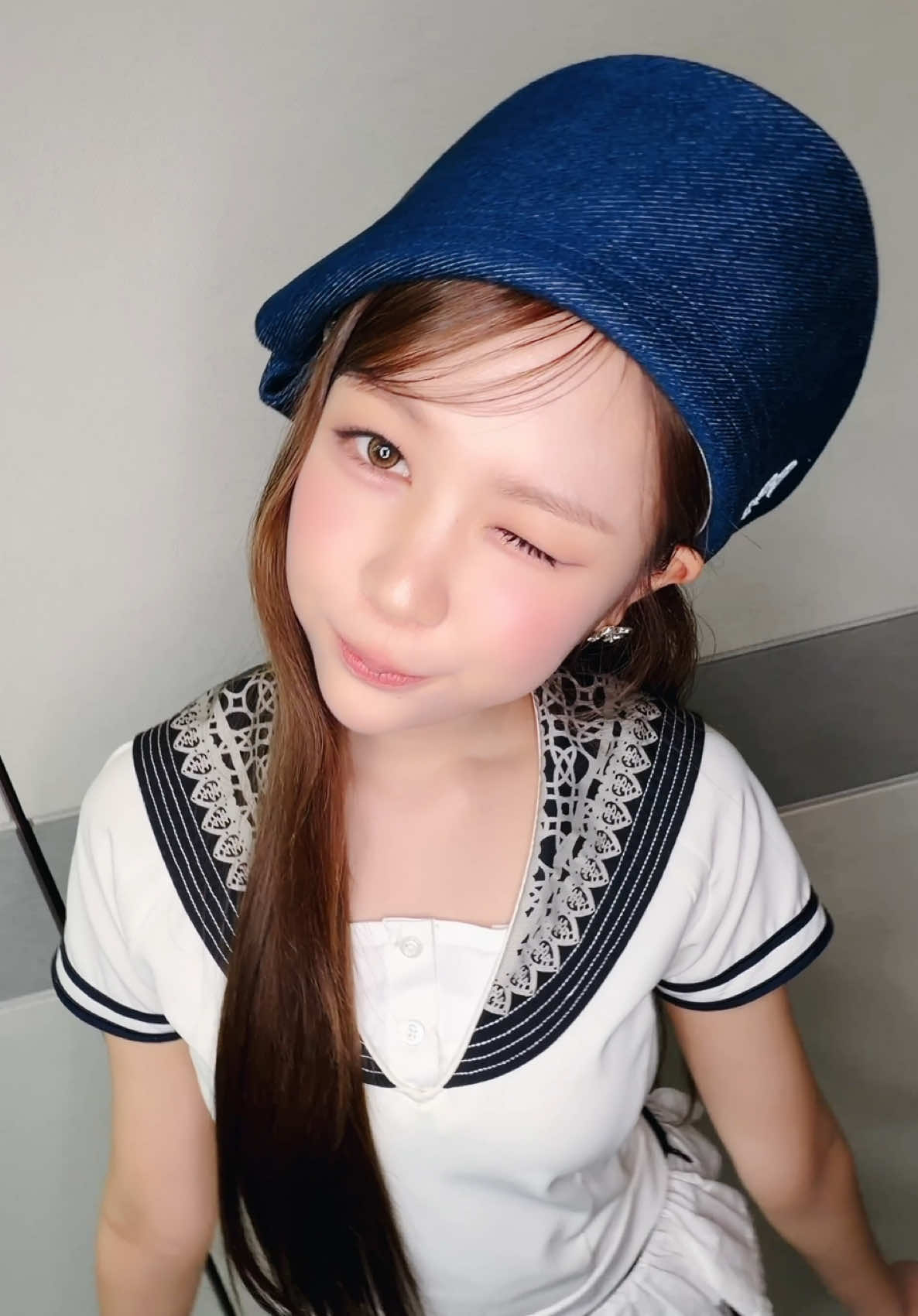 @Hearts2Hearts
