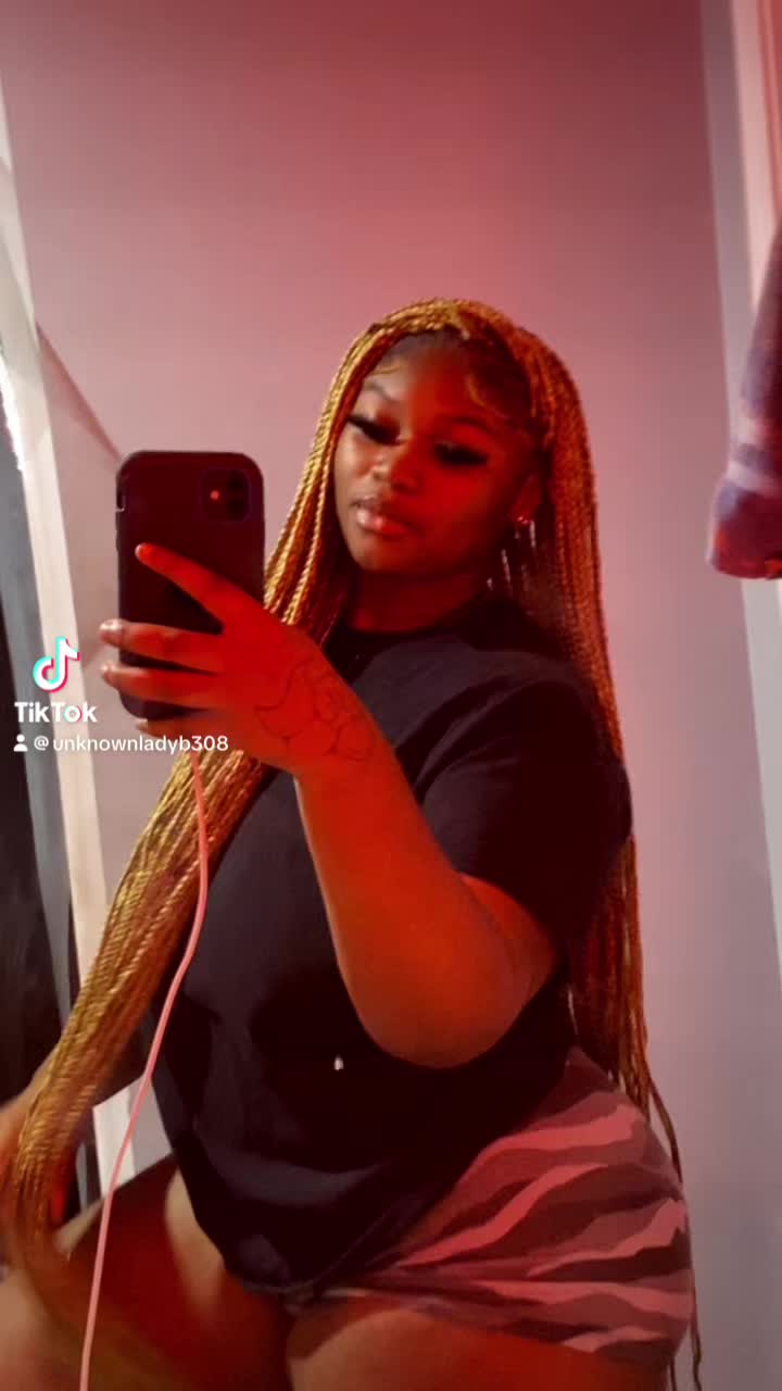 @ladysane😷