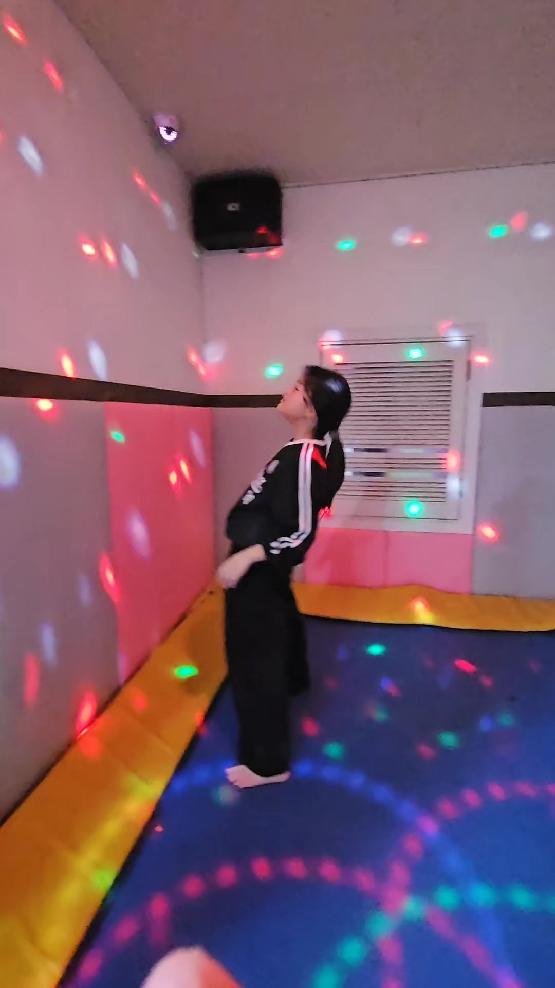 @하정이랑 체조하는예린🤸&zwj;♀️