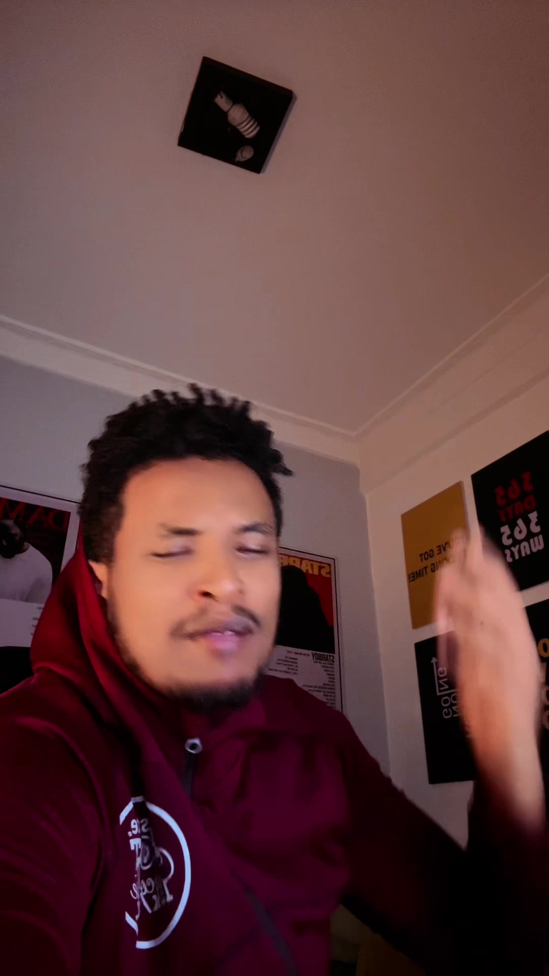 @𝐍𝐚𝐡𝐨𝐦_𝐀𝐠𝐚𝐦𝐞