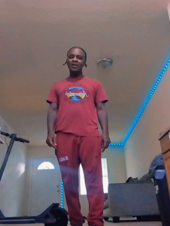 @famousray1