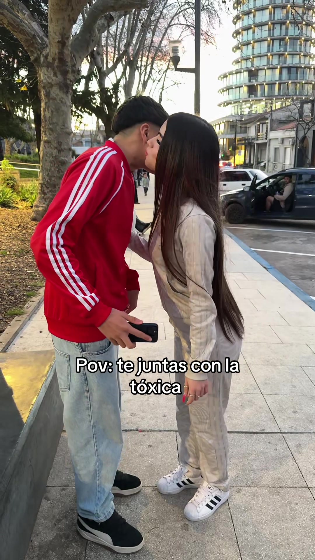 @LARECHETOMAL 🩷