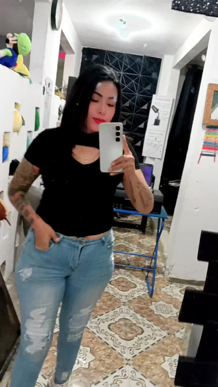 @RosseBella
