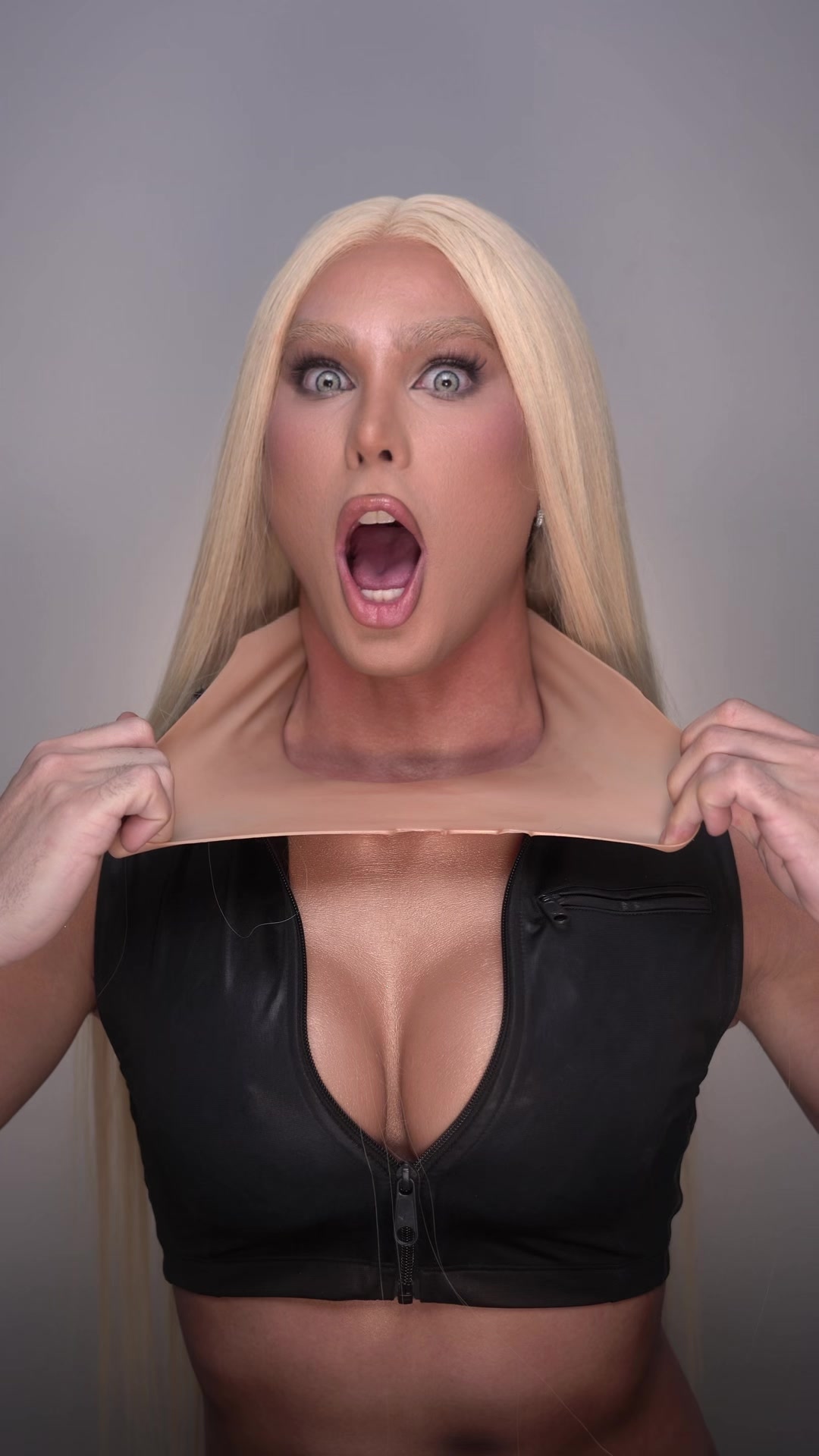 @HALESSIA