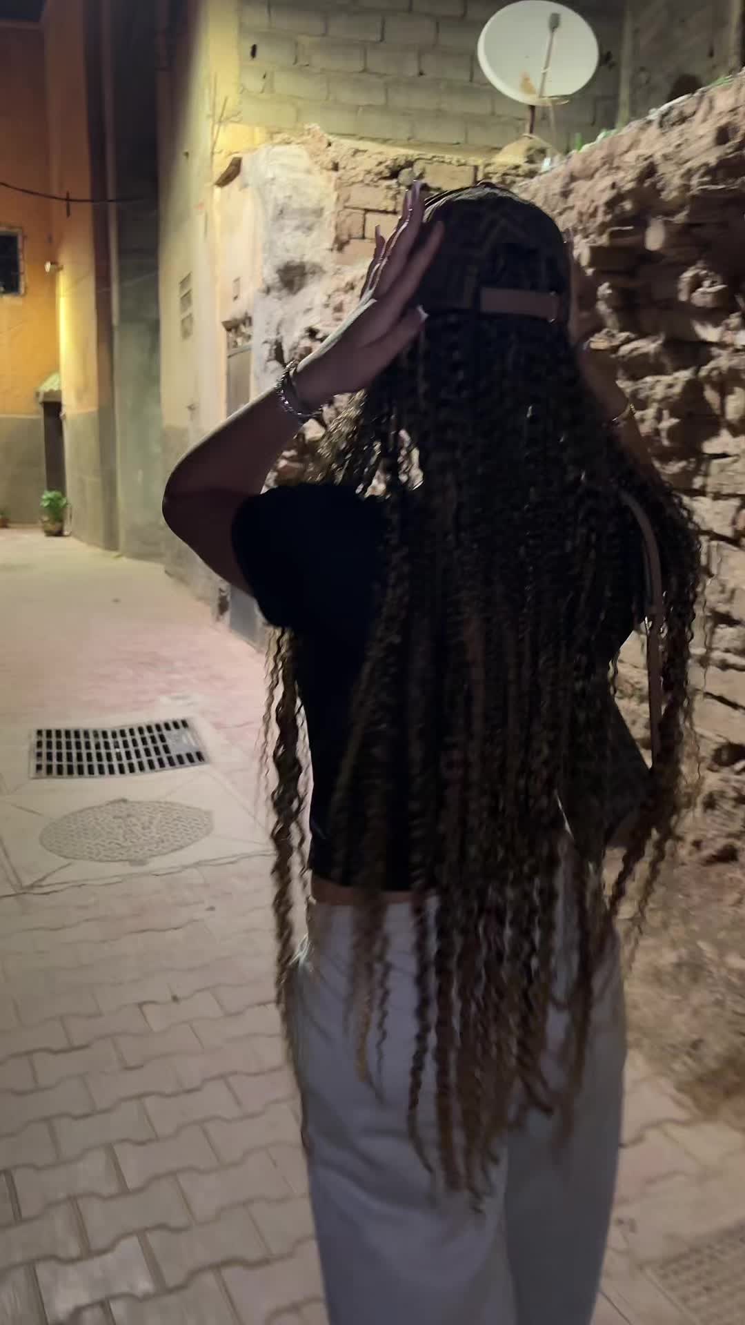 @سيمونا