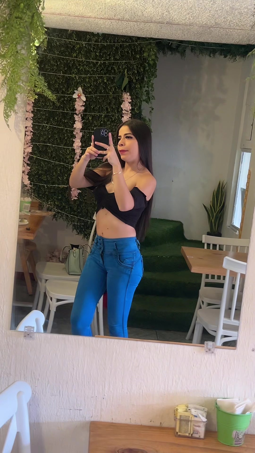 @𝓜𝓲𝓬𝓱𝓮𝓵𝓵𝓮 𝓪𝓵𝓯𝓪𝓻𝓸
