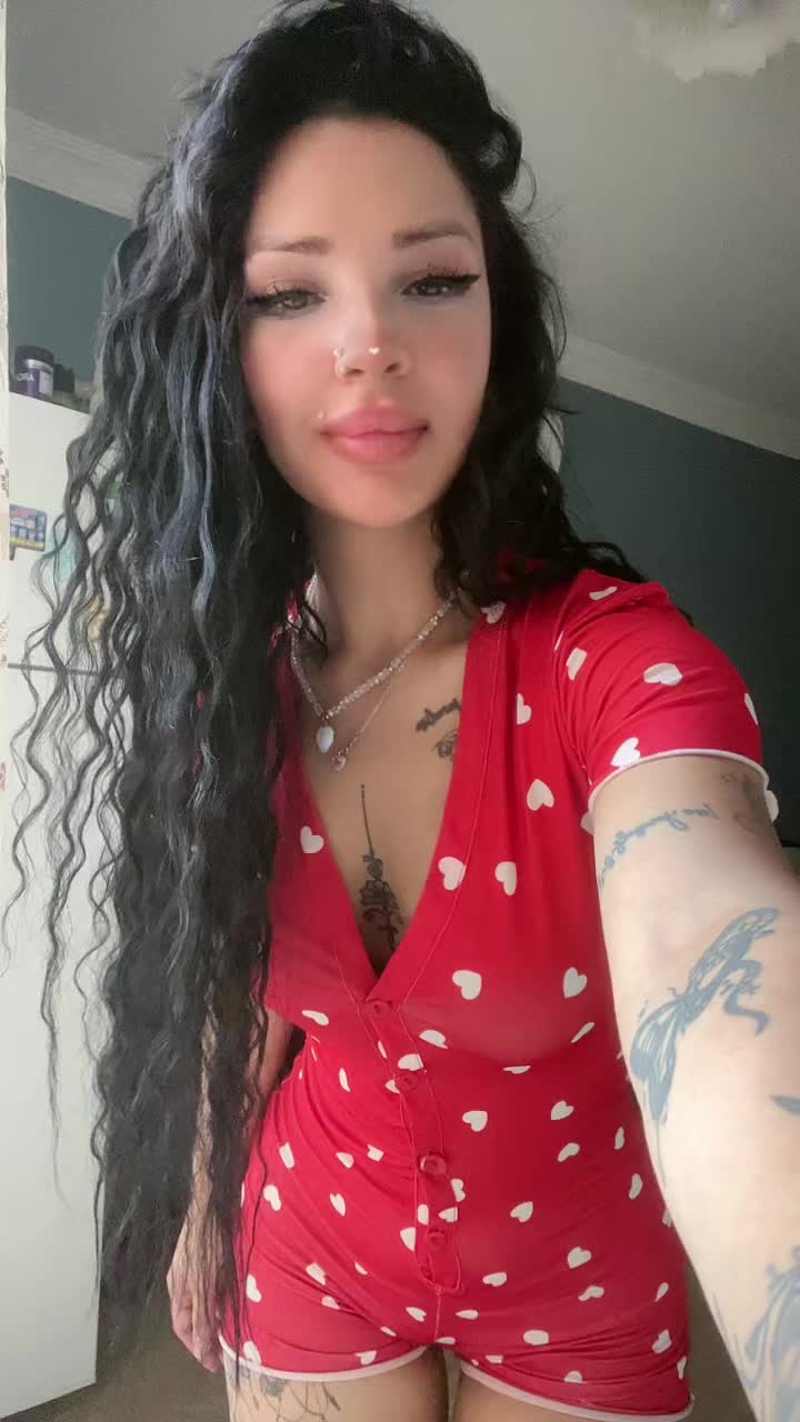 @Eceazra