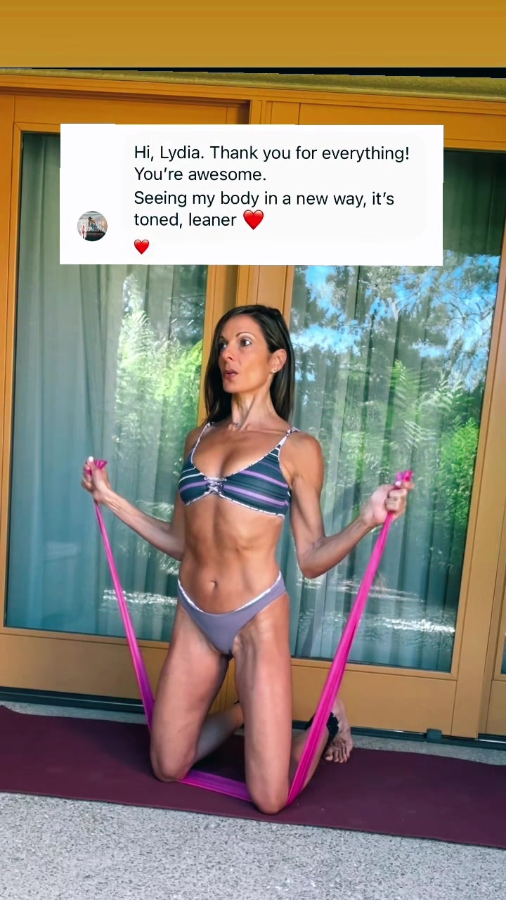 @Lydia Magnoli | Home Workouts