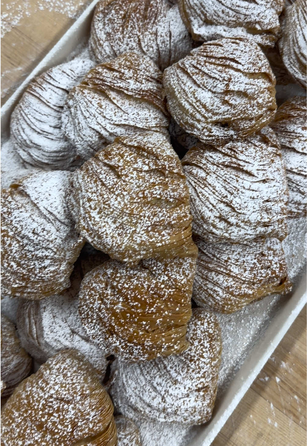 @Lucibellos Italian Pastry Shop