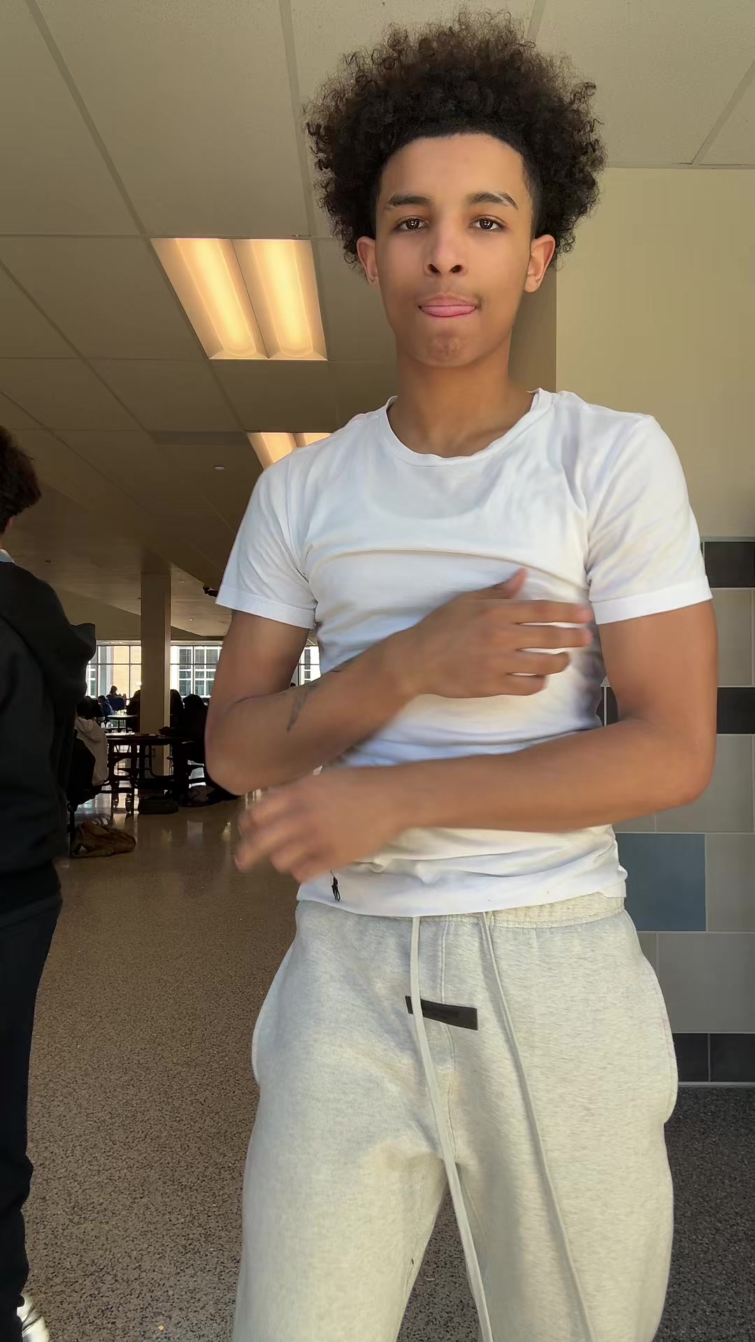 @Jay2shifty
